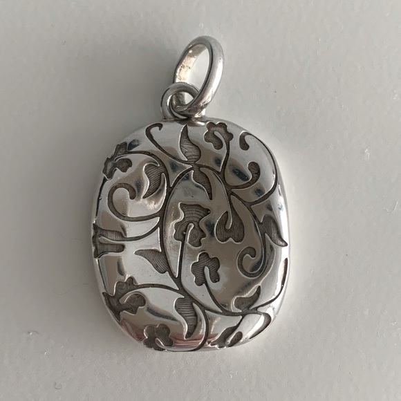 Tous Silver Vine Pendant - Picture 2 of 3